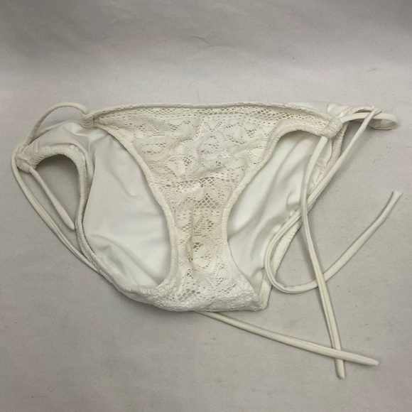 Victoria’s Secret Medium White Bikini Bottom - Picture 1 of 7